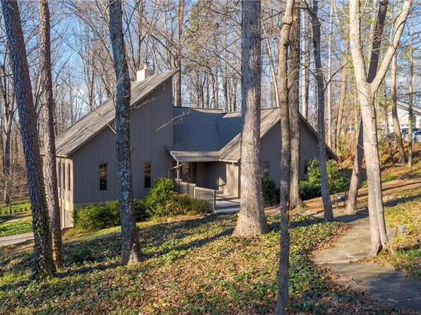 5410 Francisco Dr, Greensboro, NC 27410