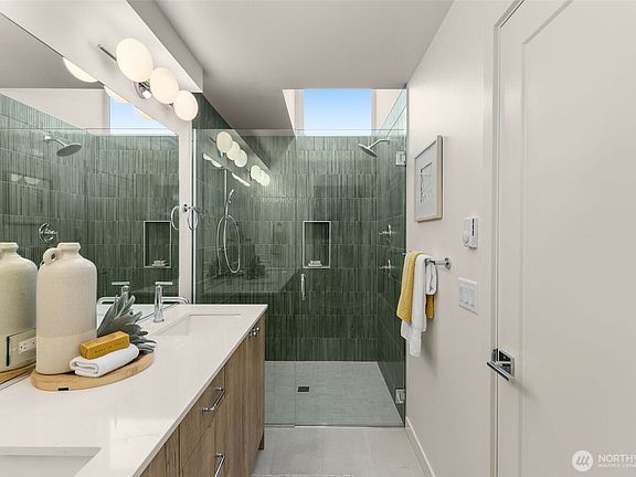 3rd image of 8333 B 12th Avenue NW