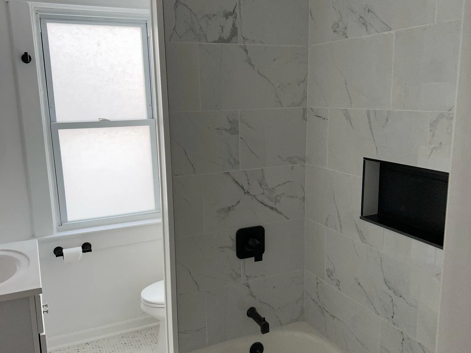 192 E Delavan Ave — Photo 1