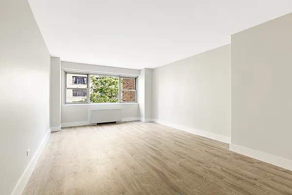 Sold by Compass | media 3