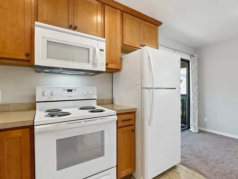 418 Stow Ave S #3 — Photo 7