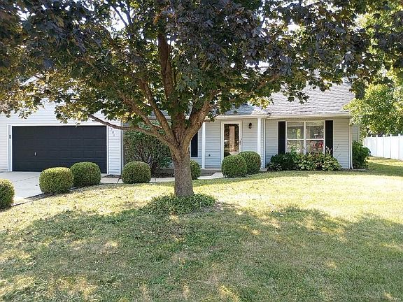 3rd image of 3301 Eastridge Dr