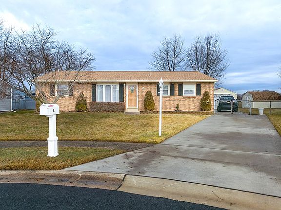 4th image of 8 Craig Rd