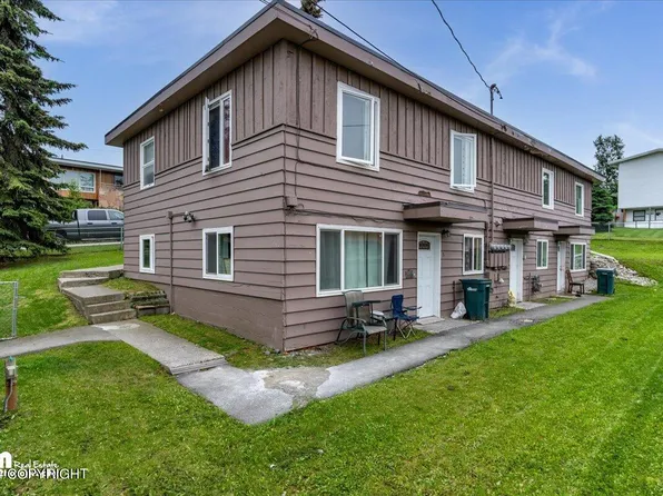 104 Fireoved Dr, Anchorage, AK 99508