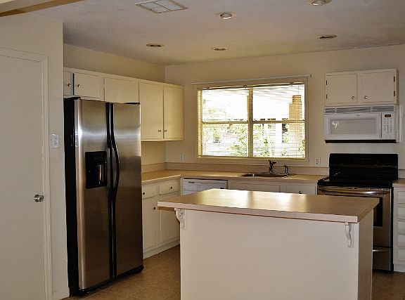 4th image of 5754 Cypress St