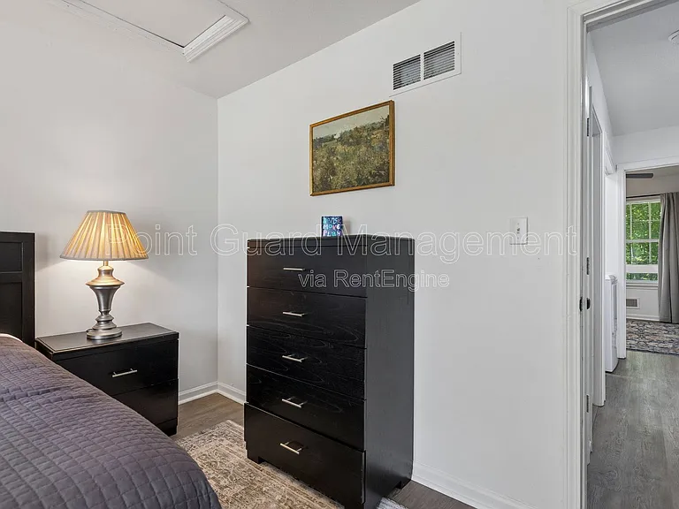 321 W South Ave — Photo 52