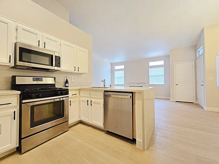 5370 Runningbrook Rd — Photo 13