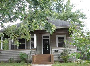 1004 Market St, Pekin, IL
