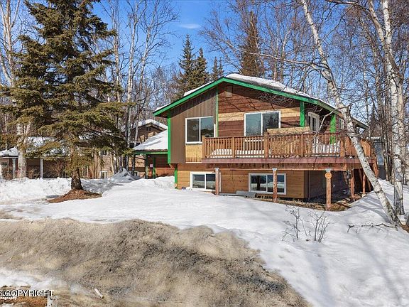 4th image of 5927 Camrose Dr
