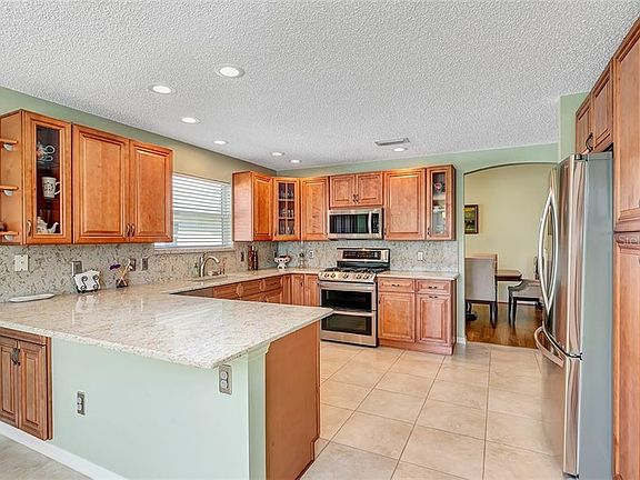 4th image of 479 Weston Manor Dr