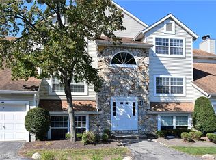 28140 Detroit Rd APT A1, Westlake, OH 44145