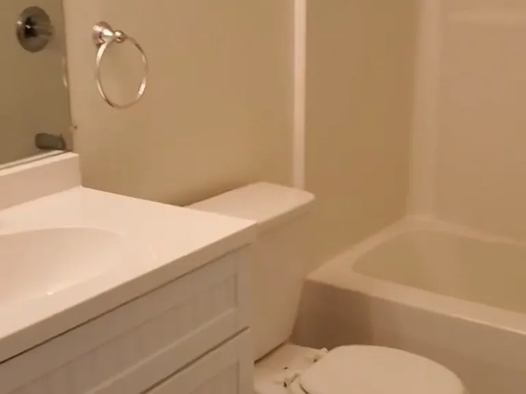 685 E Brockway Ave #4 — Photo 9