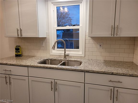 5th image of 5248 W 149th St