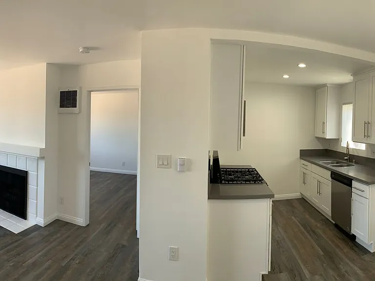 Oxford Villa Apartments — Photo 3