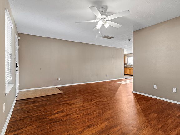 5th image of 21207 Grand Linden Ct
