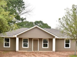 507 Birch St, Wallis, TX 77485