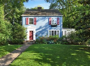 52 Reid Ave, Port Washington, NY 11050