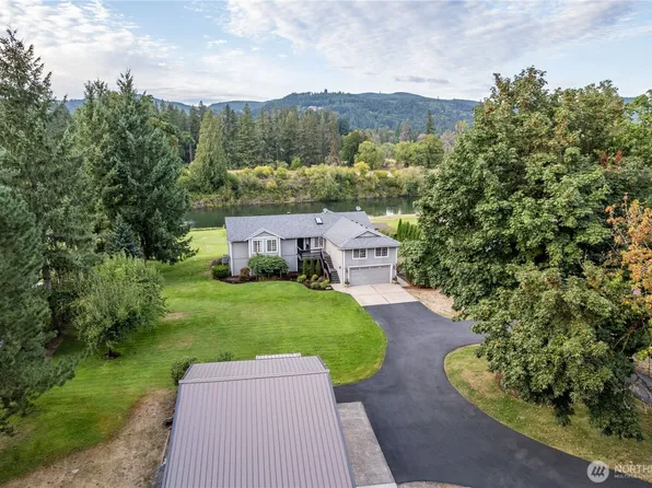 3004 Blue Heron Drive, Woodland, WA 98674