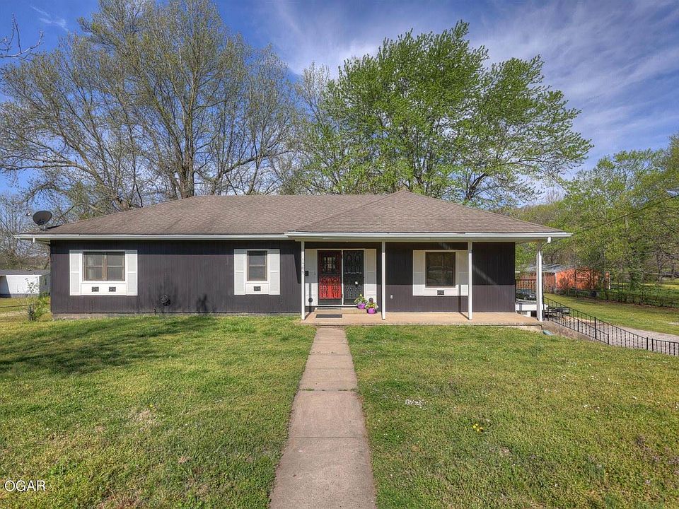 1st image of 1706 Saginaw Rd