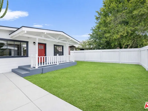 915 Palms Blvd, Venice, CA 90291