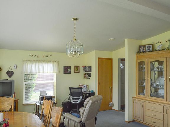 Dining Room Open to Kitchen