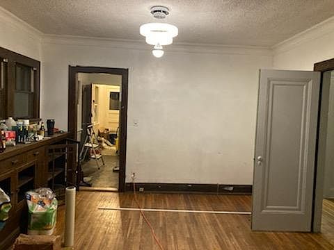 1st image of 1639 Russell Ave N #2
