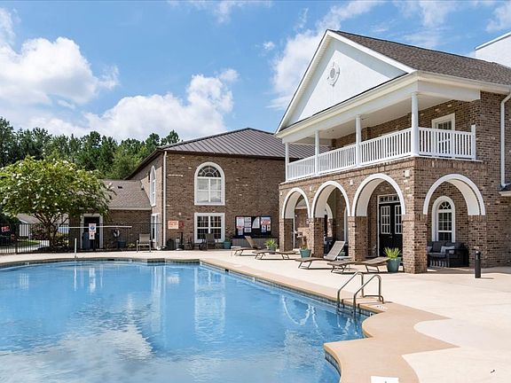 5th image of 100 Delaney Dr #720