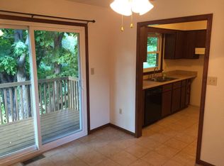 3923 Bassett Rd, Rootstown, OH 44272