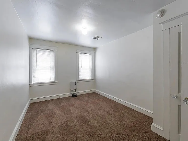 876 W Lancaster Ave #35 — Photo 3
