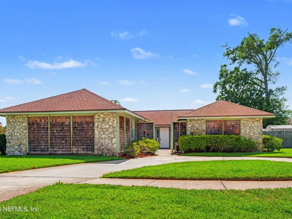 3866 LUTH Drive E, Jacksonville, FL 32250