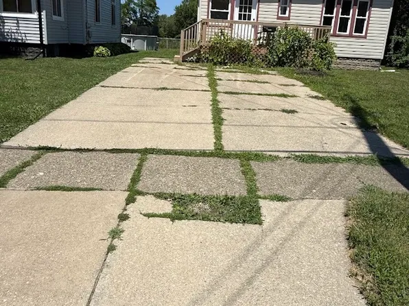 2049 E 39th St, Ashtabula, OH 44004