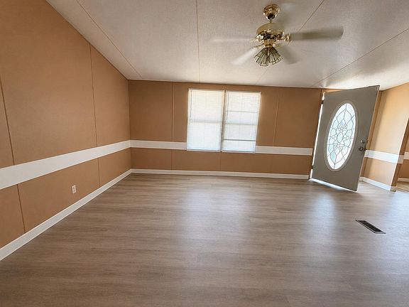 5th image of 235 Cedar Creek Cir