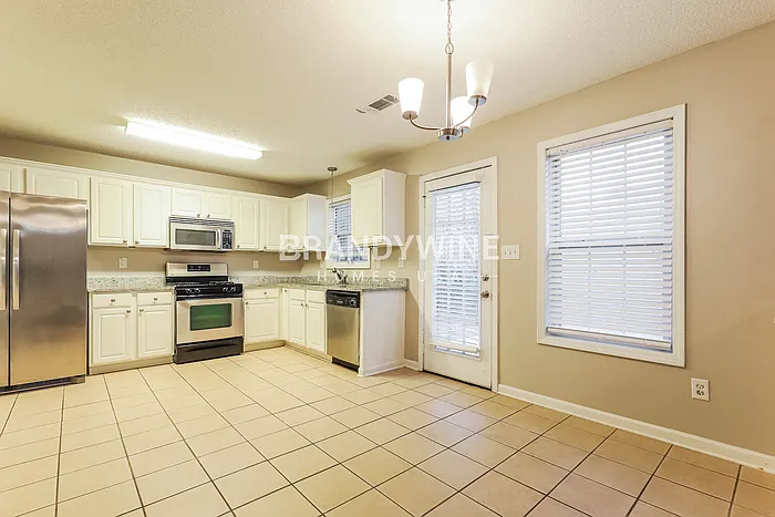 208 Roberts Trl — Photo 7