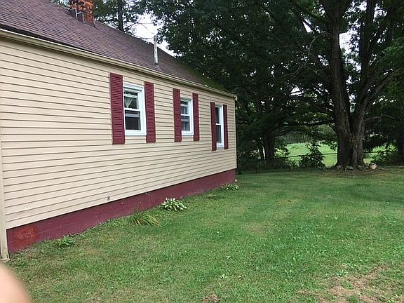 3rd image of 34 Joseph Ln