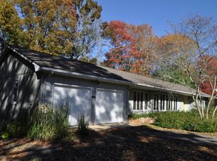 192 Sunnyside Ln, Green Mountain, NC 28740