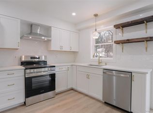 17 Maple St, Glenham, NY 12527