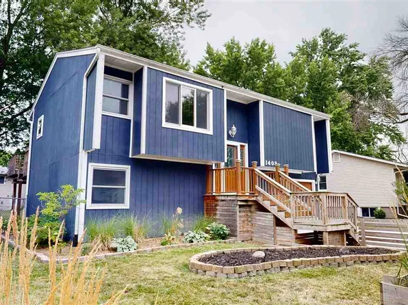 1403 Esther St, Iowa City, IA 52240