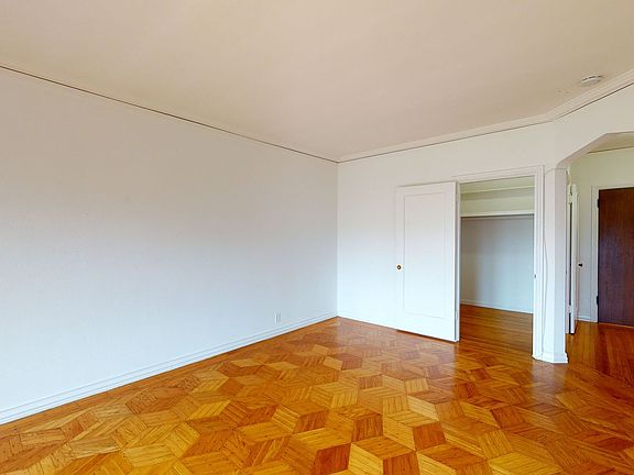 4th image of 2240 Golden Gate Ave #304