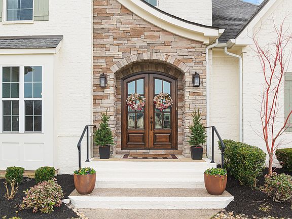 4th image of 1041 Lawson Ln