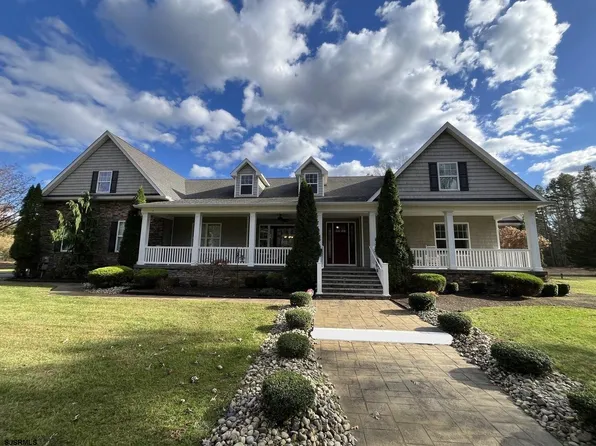 2551 7th Ave, Hammonton, NJ 08037