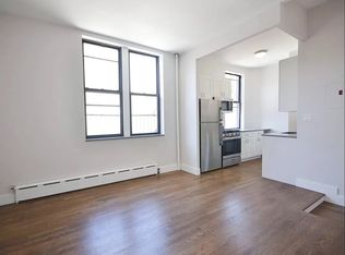 384 Court St #3, Brooklyn, NY 11231