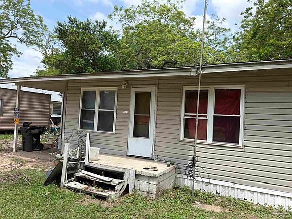 2nd image of 5582 East St