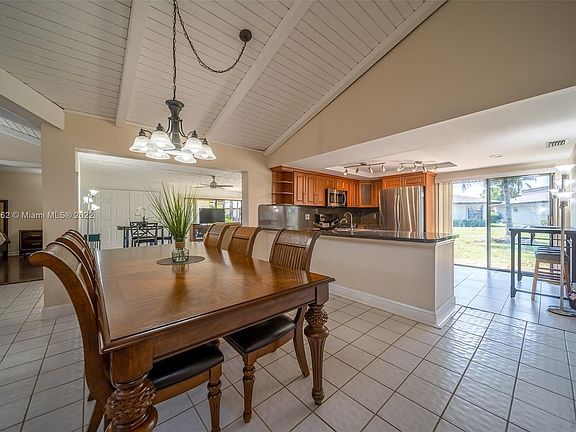 4th image of 7817 E Beechfern Cir #28