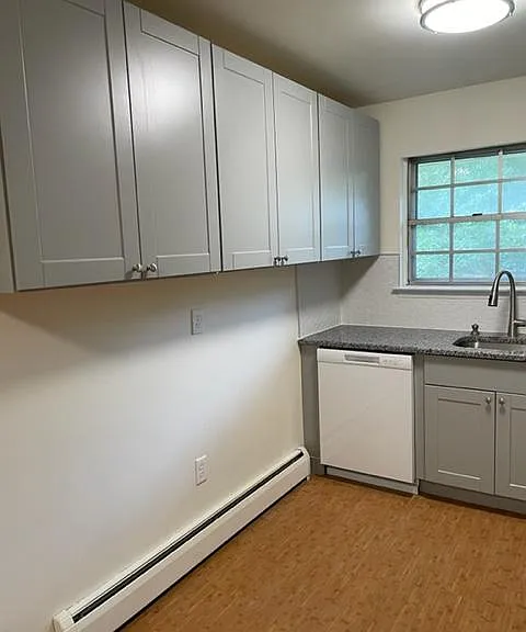 320 South St #11D — Photo 2