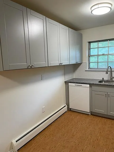 Building Photo - 320 South St #11D