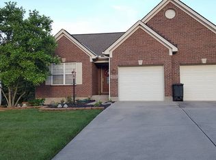 2093 Glenview Dr, Hebron, KY 41048