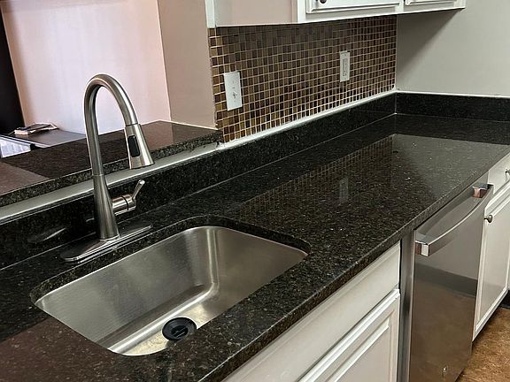 4th image of 4901 Ravens Crest Dr #4901