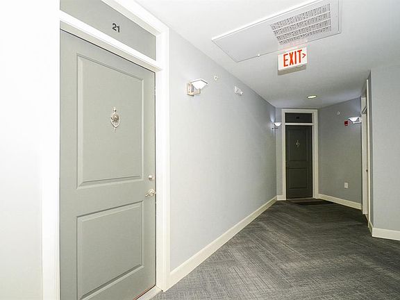 5th image of 1010 Rosine St APT 21