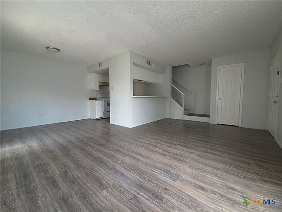 3rd image of 4503 Chase Cir