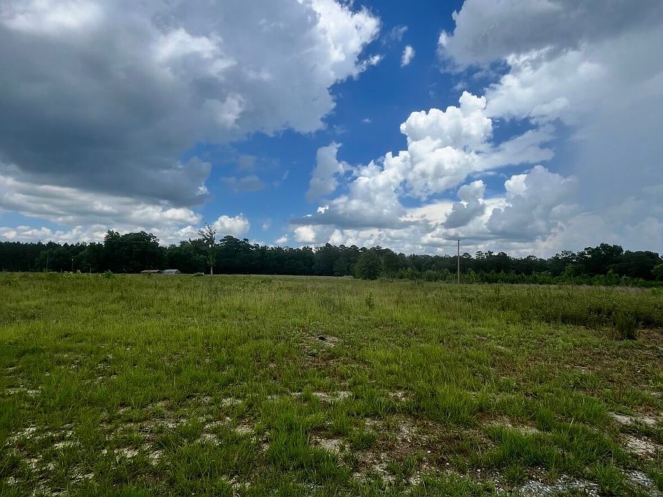 1st image of 221 Pace Rd